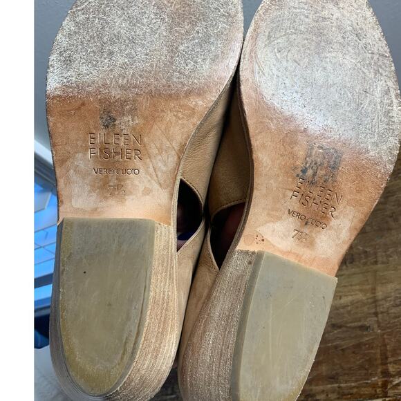 Eileen Fisher Brown Lisbon Cut out suede booties size 7.5 - Picture 6 of 6